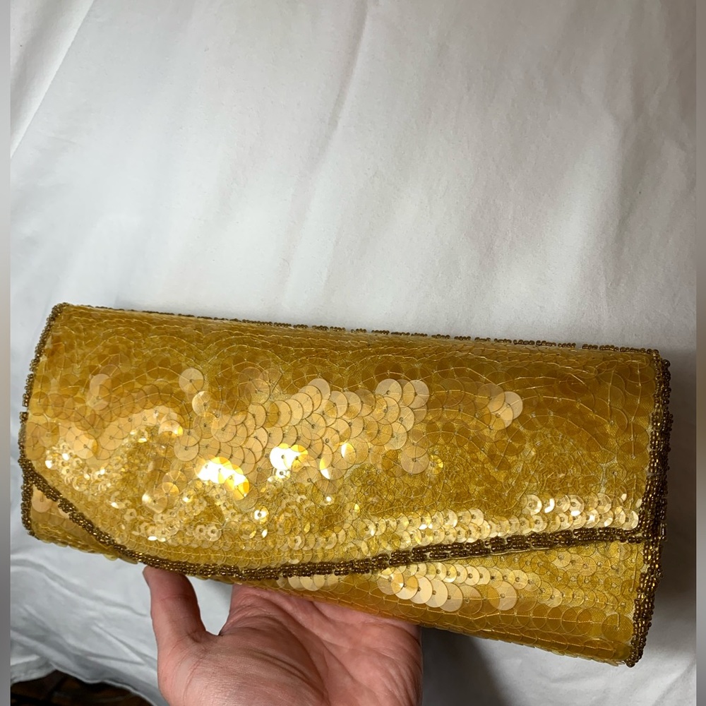 Gold sequin holiday cocktail evening purse